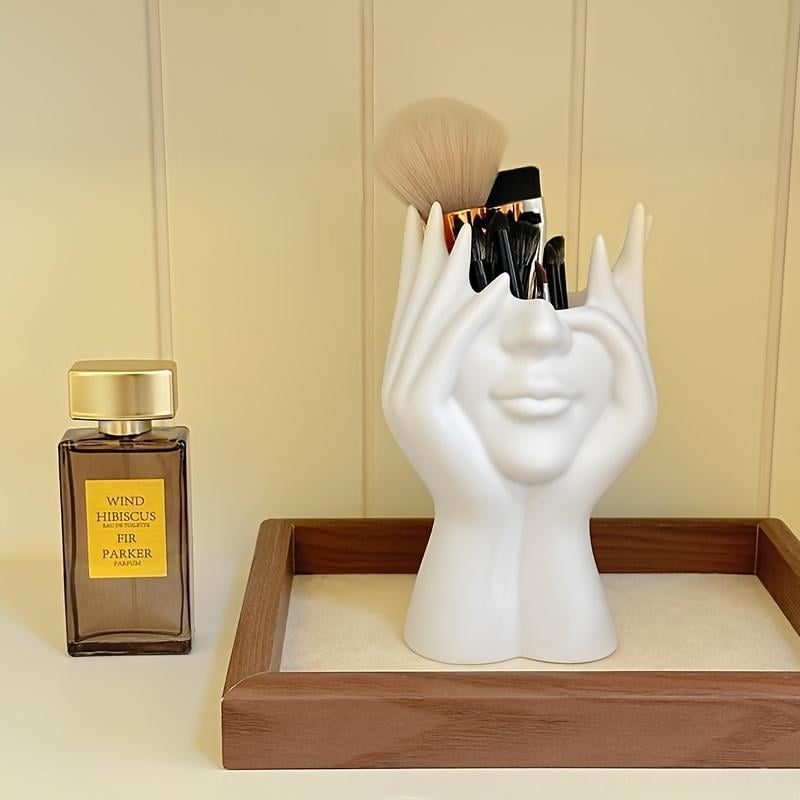 Creative hand-shaped makeup brush holder flower stand🎁Buy 2 Free Shipping