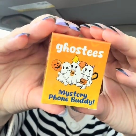 π»π± Ghostees Mystery Phone Buddy - Blind Box