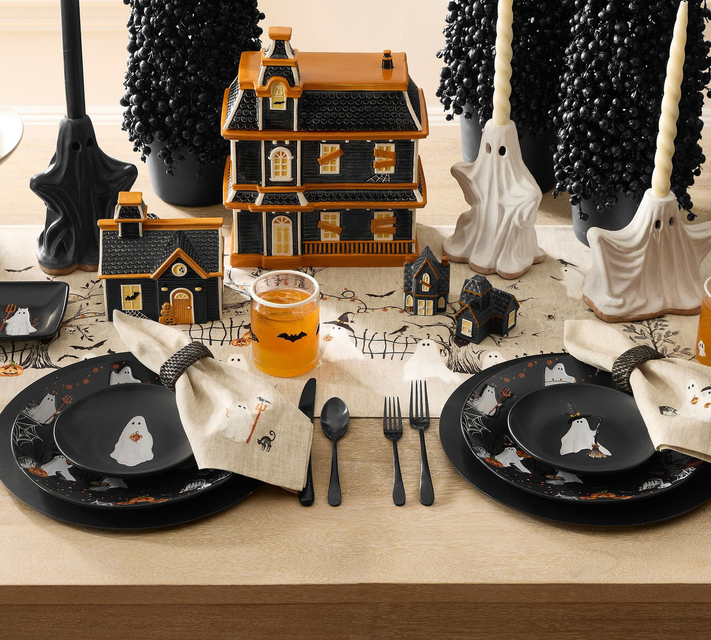 Scary Squad Appetizer Plates (4-Piece Set)