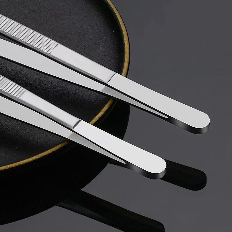 🔥Kitchen Essentials- Non-Slip Kitchen Tweezers – 2 PCS