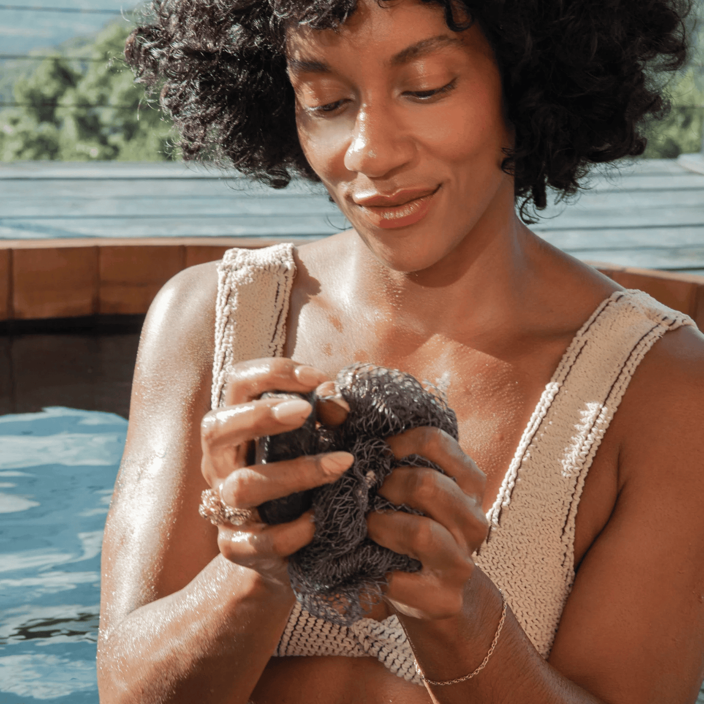 48% OFF 🔥✨ Exfoliating Net Sponge(with Lemon Turmeric & Kojic Acid Brighetning Soap )