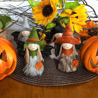Smiling halloween witch dolls – for fun & spooky vibes