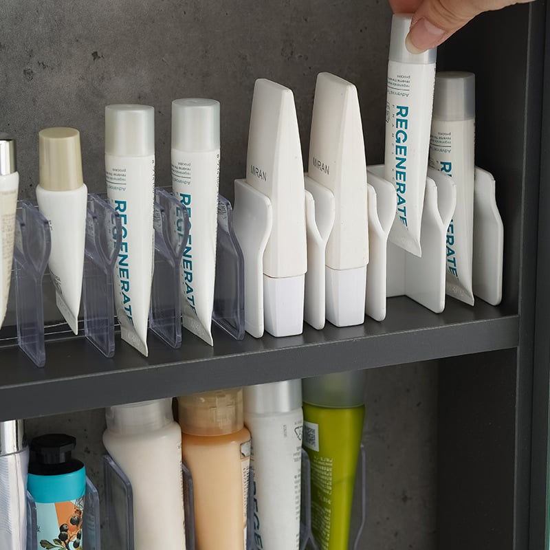 Punch-Free Storage Rack Toiletries Clip