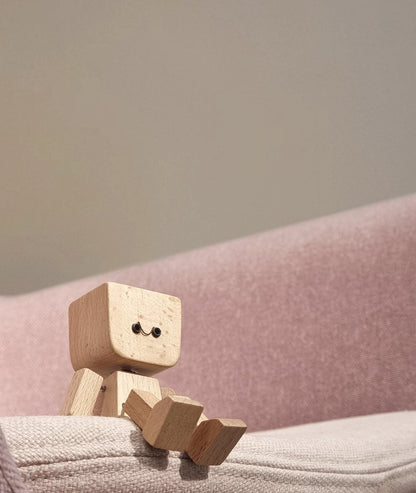 🔥Last Day Discount 49% Off🔥Charming Little Wooden Figure That Sways with 12PCS Magnetic Expressions