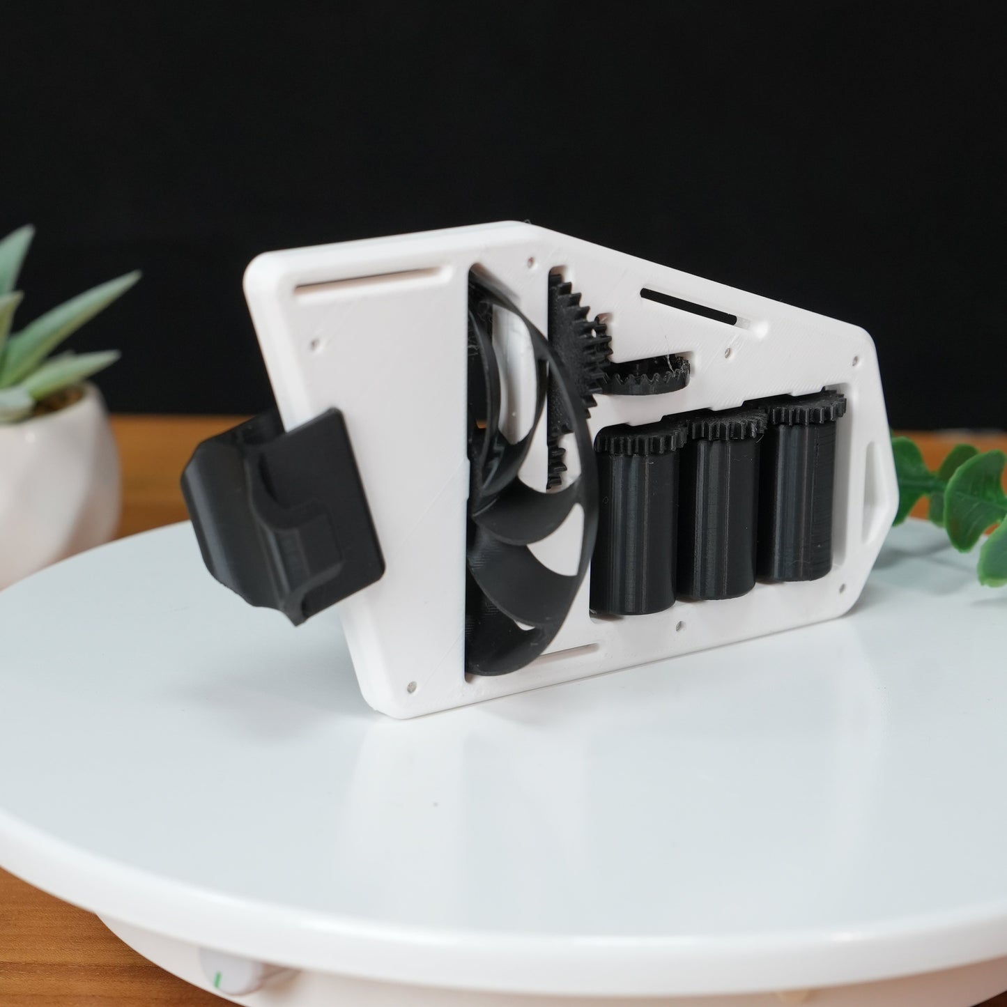 🚴‍♂️ 3D Printed Wind-Powered Rotating Road Bike Number Plate