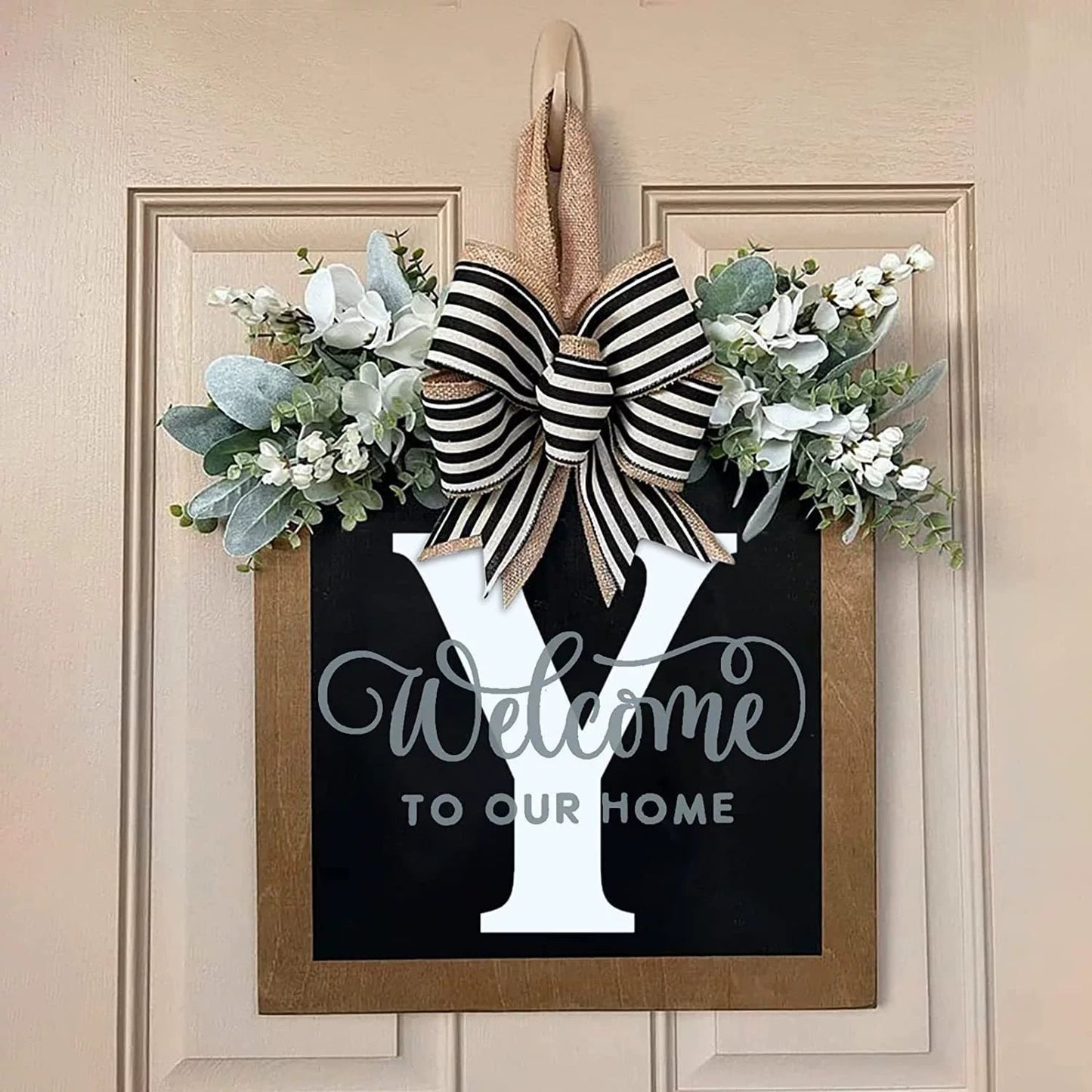 Letter & Leaf Design Door Hanger